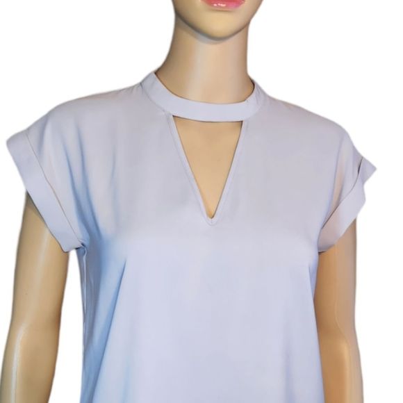 Express Shirt Womens Light Gray Top Keyhole Size XSmall - Picture 2 of 13